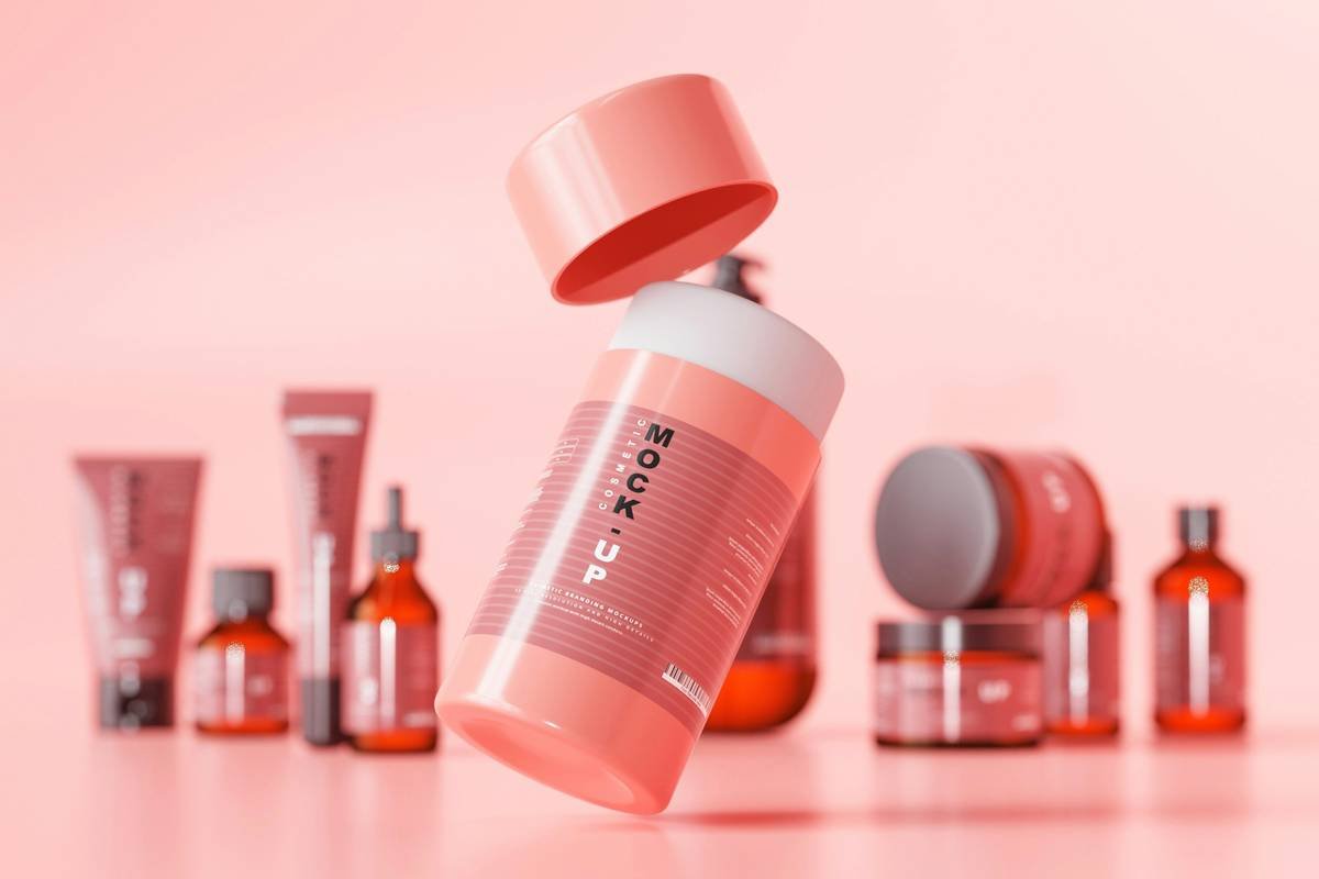 Fast Nail Lacquer Remover: Your Secret Weapon for Flawless, Damage-Free Nails